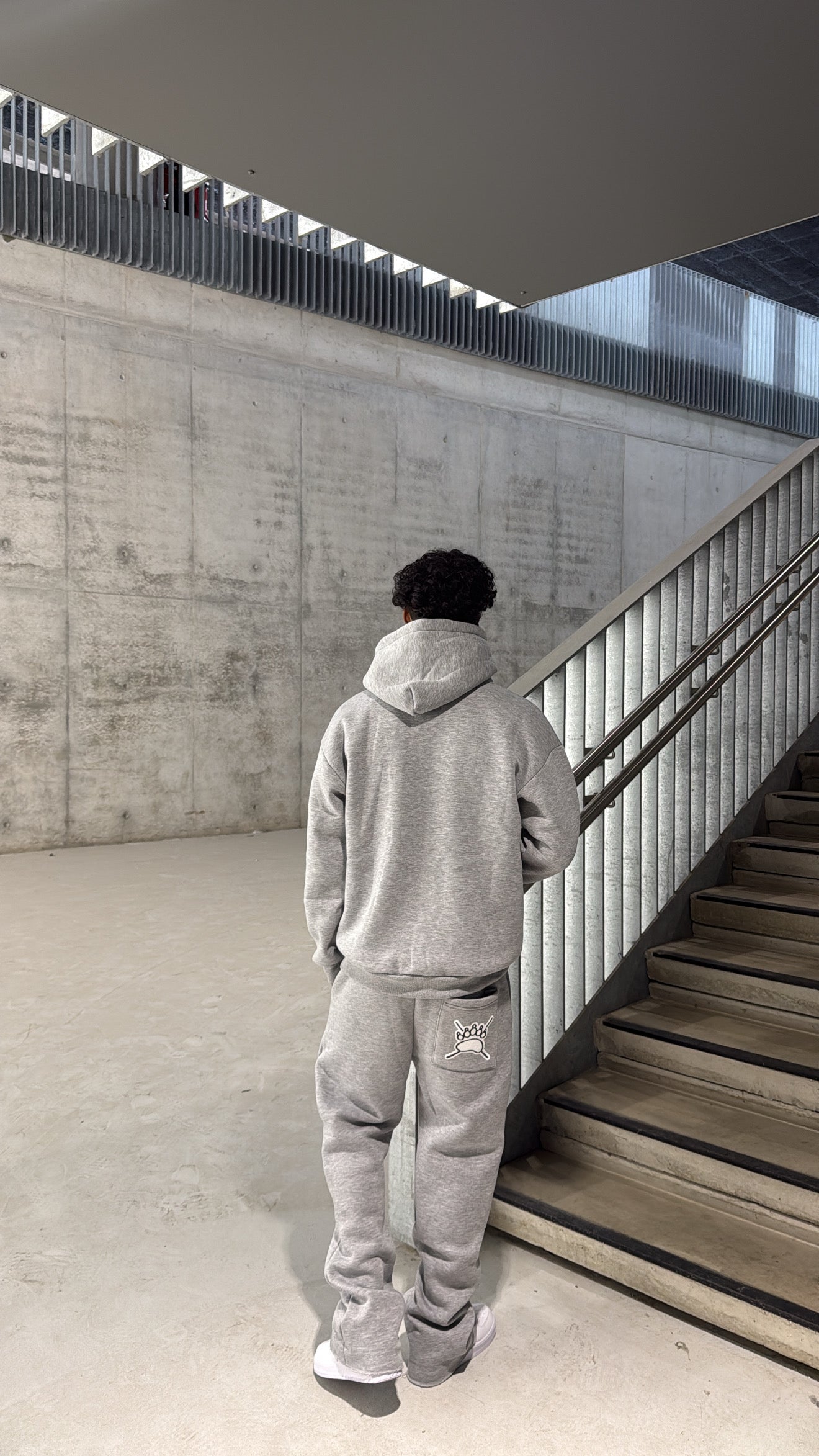 BEAR BREED BOTTOM | GREY